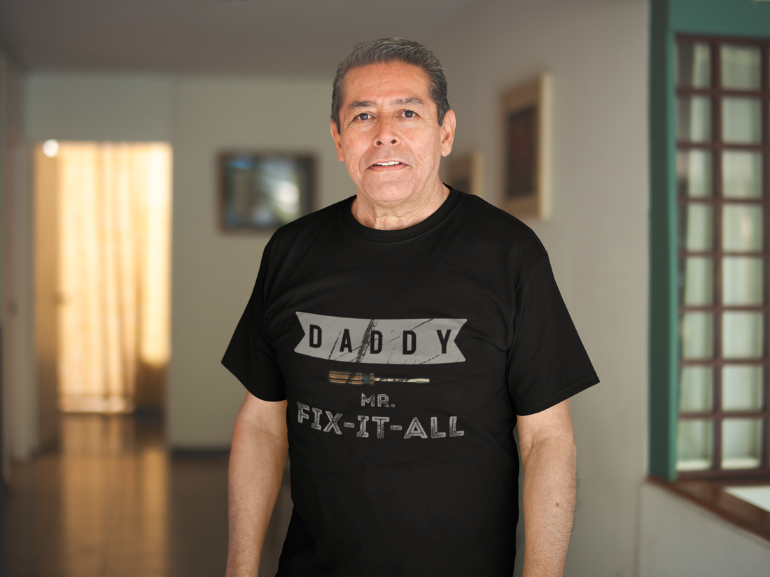 Daddy Mr. Fix-It-All – Black T-Shirt